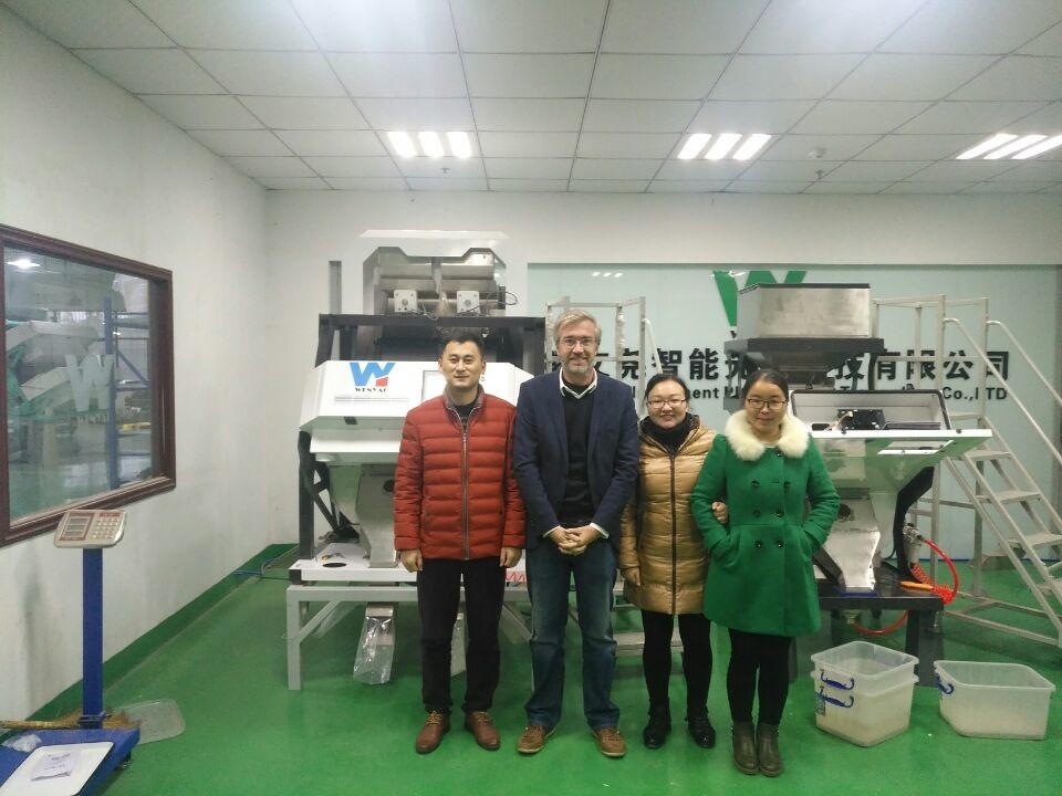 Kaffee-Bean Nuts Color Sorter AI CCD-Trennzeichen-Sojabohnen-Reis-sortierende Maschine