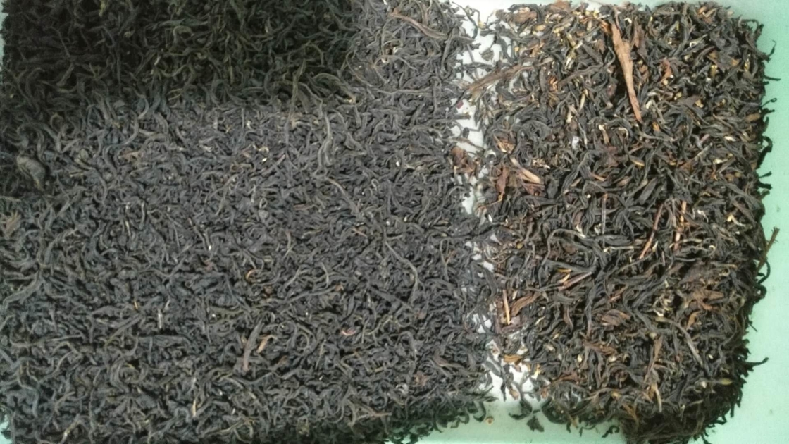 Hochgenaue Teefarb-Sortiermaschine Optische Sortierlösung Schnelle Entfernung von Teestängeln Samen