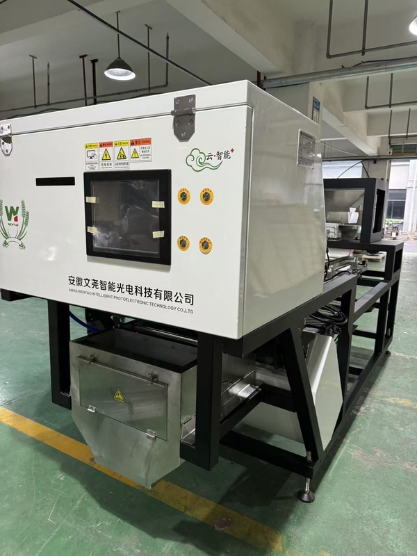 CCD-Kamera Optische Knoblauchfarbsortierung Schälen Knoblauch Entfernen Fleckenmaschine Walnuss Knoblauch Kirsche Kaffee Farb Sortiermaschine mit CE