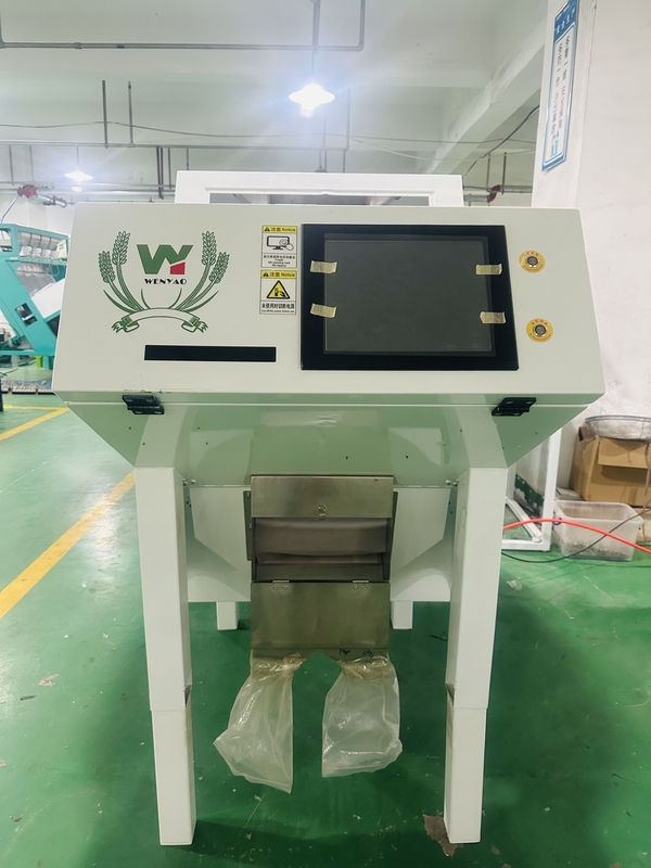Präzisions-CCD-Kamera Automatische Macadamia-Nuss-Farbsortiermaschine