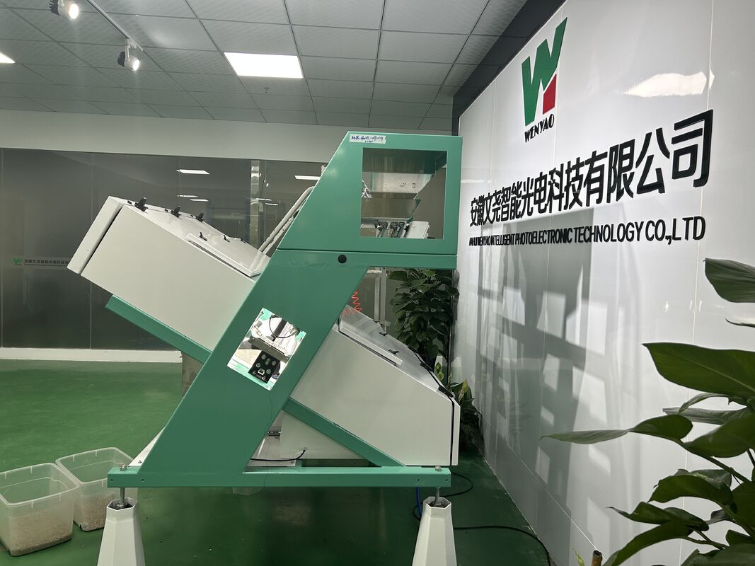 Wenyao Hochgenauigkeitssortiermaschine für Reisfarbsortierer Optische Sortierermaschine zur Getreidereinigung mit Luftkompressor-Luftbehälter