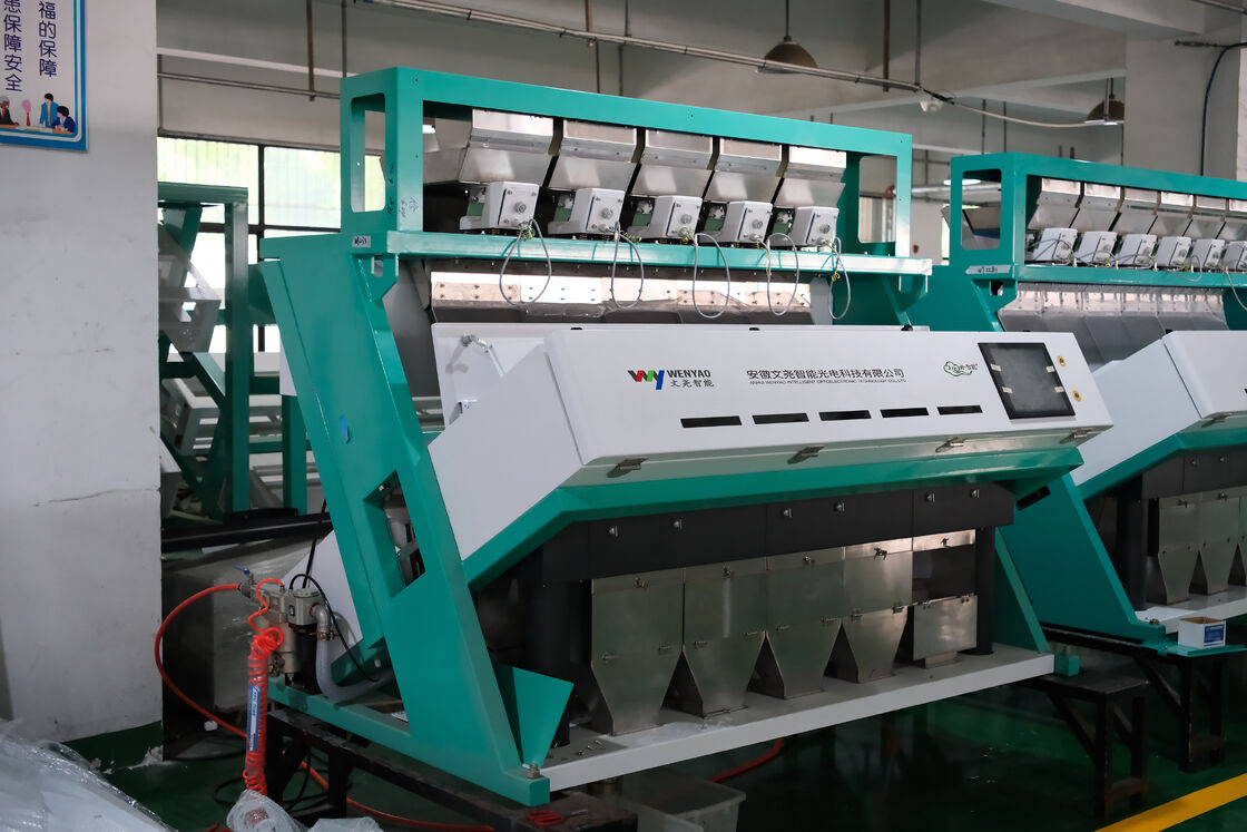 Hohe Genauigkeit 99,99% Wenyao Automatische Sonnenblumenkernsortiermaschine CCD-Farbsortierer mit 5 Kanälen, 320 Kanälen und lebensmittelechtem 304 Edelstahl
