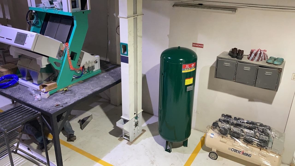 Macadamia-Nuss sät Rutschen Bean Grain Color Sorting Machines 1 64 Kanäle